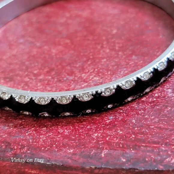 Black Rhinestone Bangle, Chic and Sparkly Bracelet for Evening Glamour - Picture 6 of 8